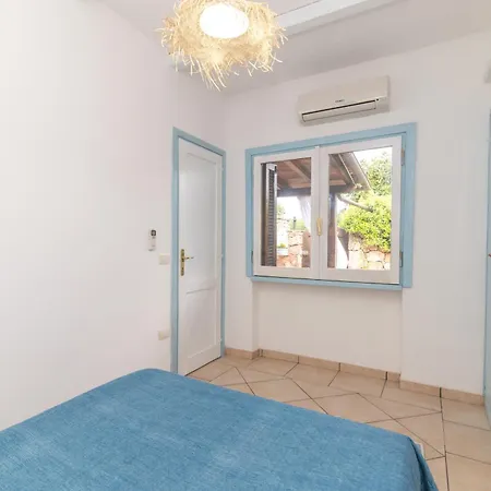 Casa Pepa Il Vecchio Faro Apartment
