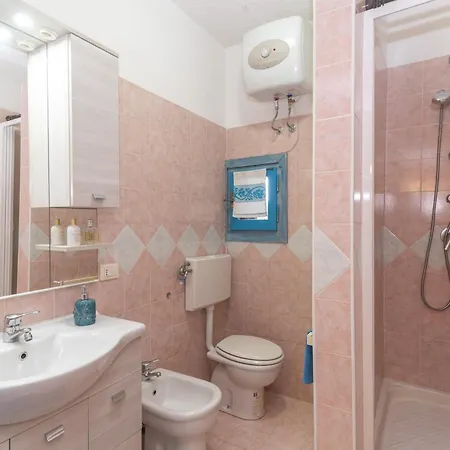 Casa Pepa Il Vecchio Faro * Porto San Paolo (Sardinia)
